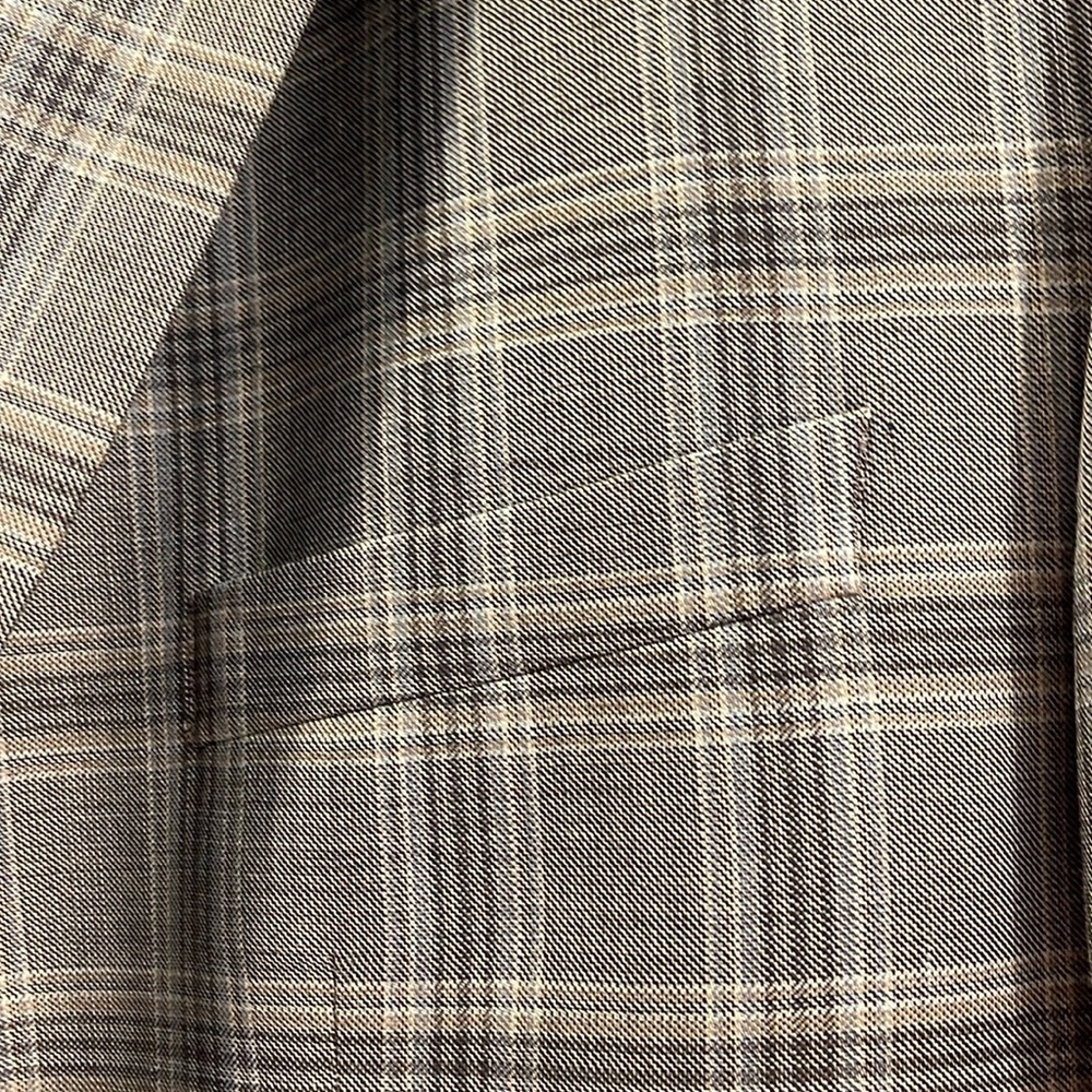 Sport Jacket - Picture 4 of 9